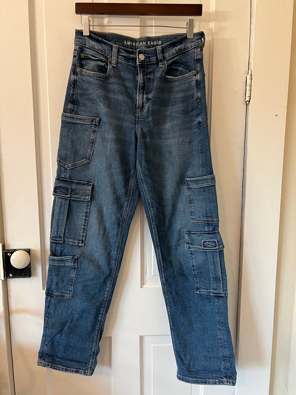 American Eagle super high rise baggy straight blue jeans women's 4 pants cargo